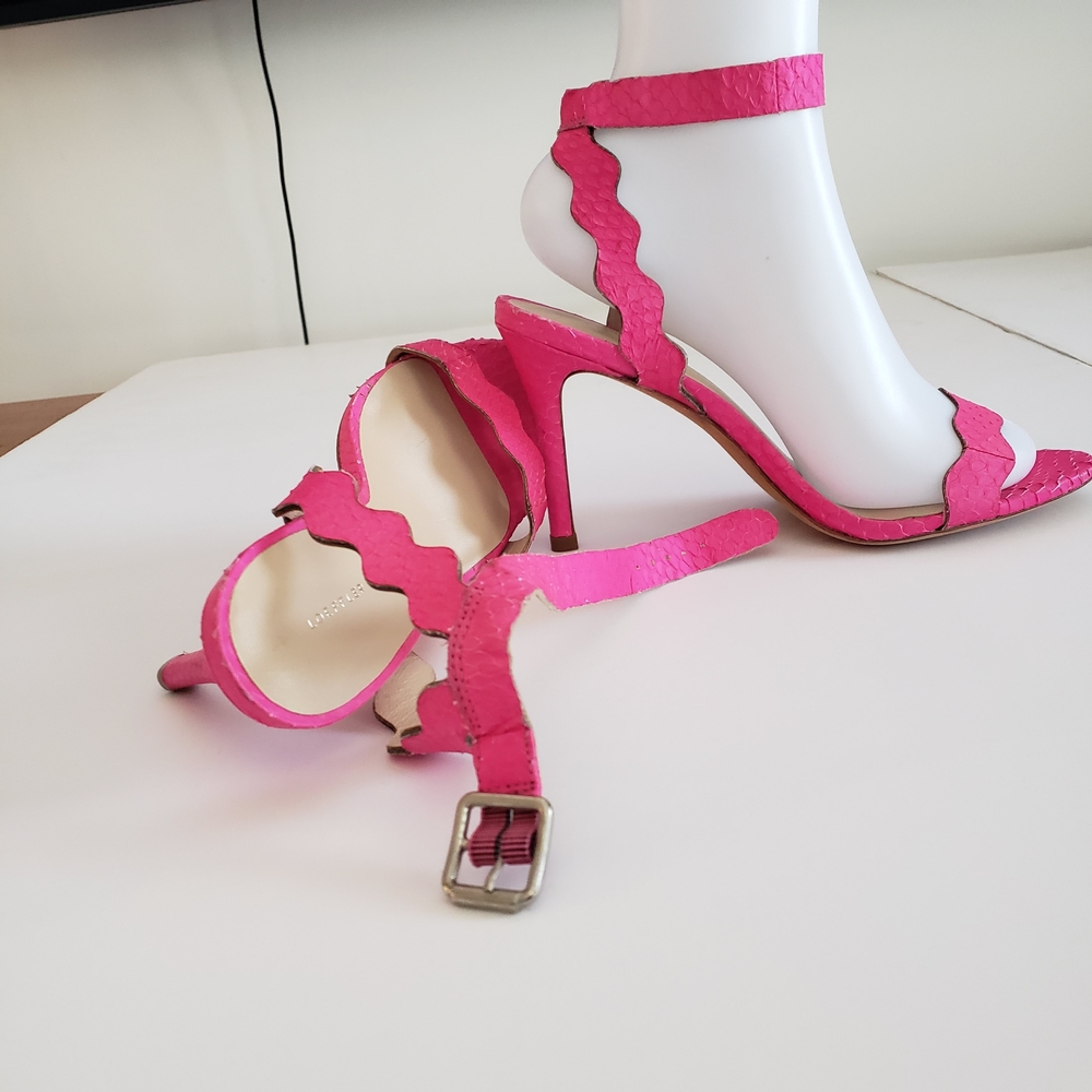 Loeffler Randall Fuchsia Scalloped Heels
